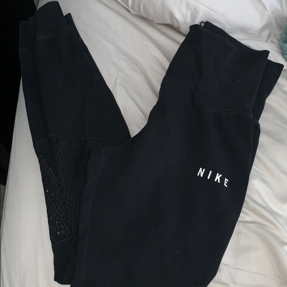 Nike joggers